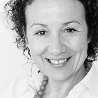 Dr. Elia Bragagna