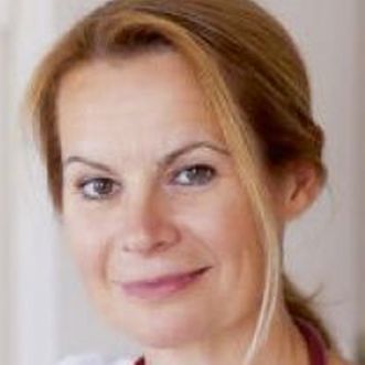 Dr. Katja Varga